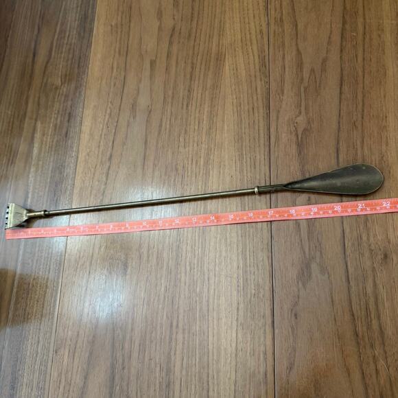 Vintage Brass Shoe Horn Back Scratcher Hand - Picture 9 of 9